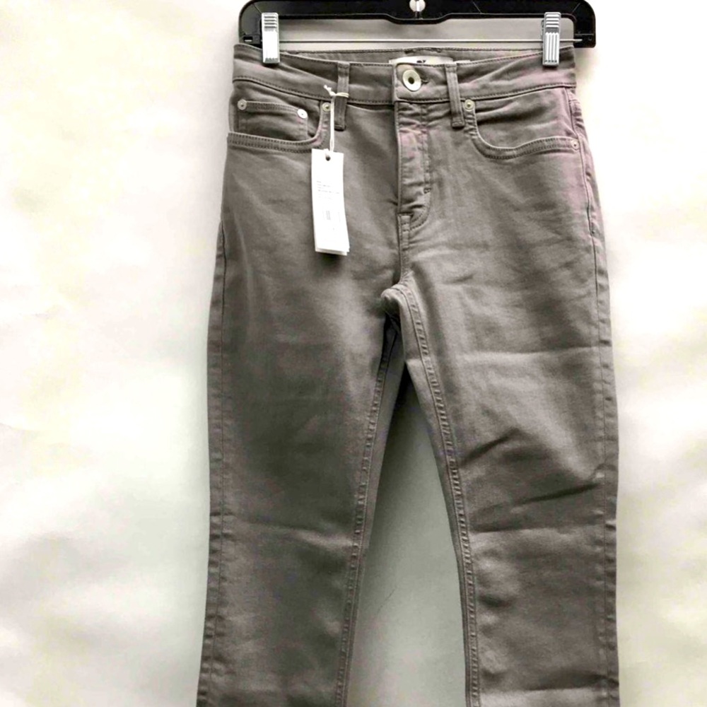 NWT Vineyard vines grey denim jeans